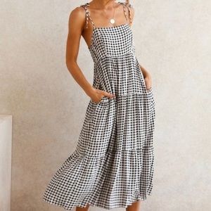 Aaron & Amber | Sz L | NWOT | Gingham Midi Dress